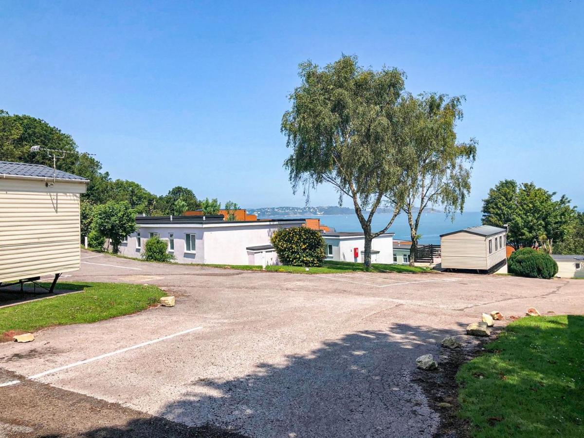 Arthurs Den Holiday home *